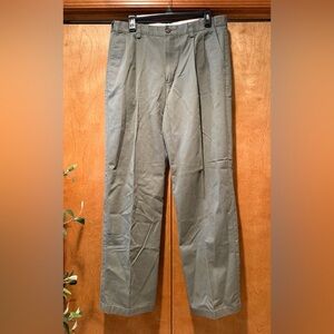 L.L.Bean Men's Comfort Waist Chino Pants Straight Leg Olive Green 35w x 32